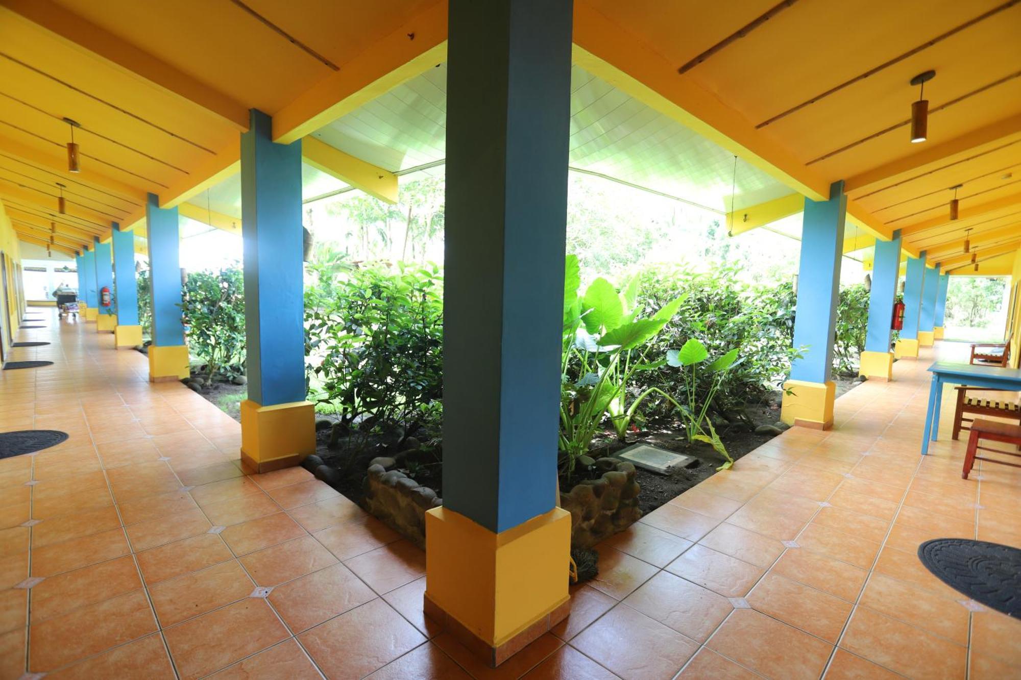 Las Lajas Beach Resort Екстериор снимка