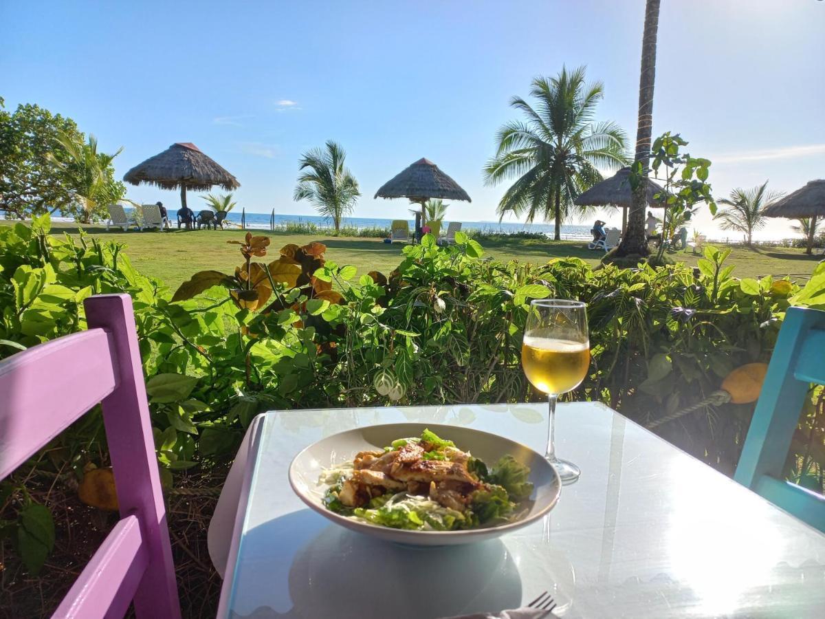 Las Lajas Beach Resort Екстериор снимка